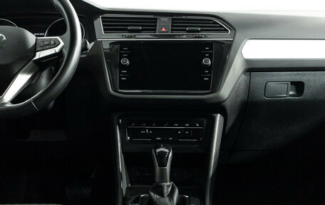 Volkswagen Tiguan II, 2021 год, 2 747 900 рублей, 14 фотография