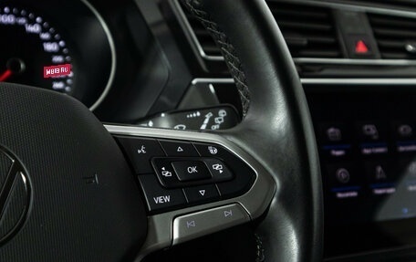 Volkswagen Tiguan II, 2021 год, 2 747 900 рублей, 20 фотография