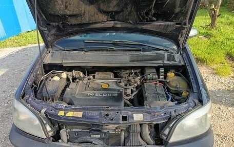 Opel Zafira A рестайлинг, 2001 год, 310 000 рублей, 16 фотография
