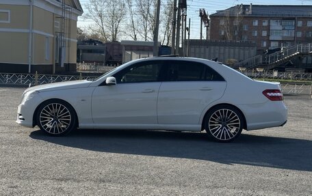 Mercedes-Benz E-Класс, 2011 год, 1 350 000 рублей, 10 фотография