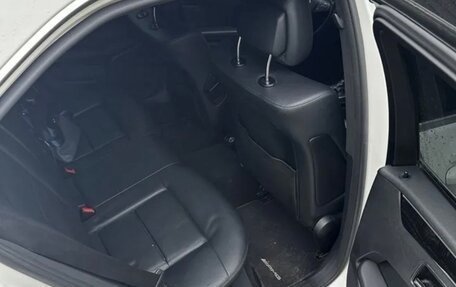 Mercedes-Benz E-Класс, 2011 год, 1 350 000 рублей, 12 фотография