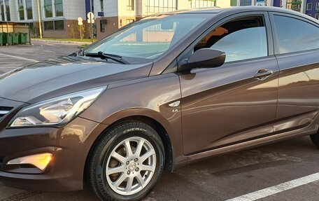 Hyundai Solaris II рестайлинг, 2015 год, 909 000 рублей, 9 фотография