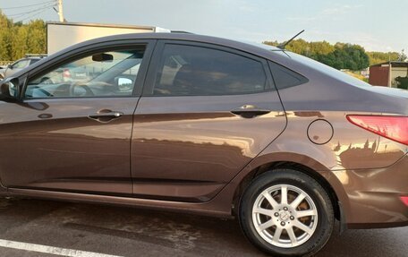 Hyundai Solaris II рестайлинг, 2015 год, 909 000 рублей, 11 фотография