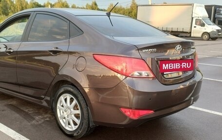 Hyundai Solaris II рестайлинг, 2015 год, 909 000 рублей, 3 фотография
