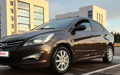 Hyundai Solaris II рестайлинг, 2015 год, 909 000 рублей, 28 фотография