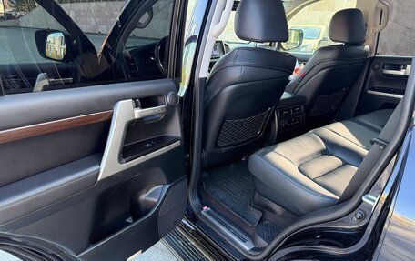 Toyota Land Cruiser 200, 2020 год, 8 200 000 рублей, 20 фотография