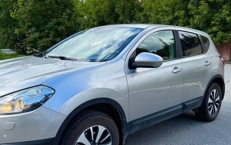 Nissan Qashqai, 2010 год, 1 100 000 рублей, 2 фотография