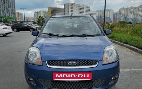 Ford Fiesta, 2007 год, 399 000 рублей, 2 фотография