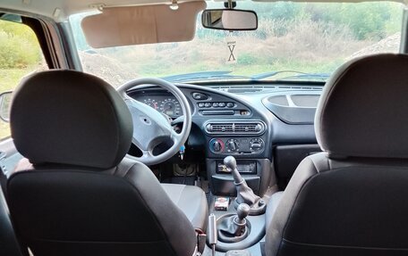 Chevrolet Niva I рестайлинг, 2005 год, 600 000 рублей, 4 фотография