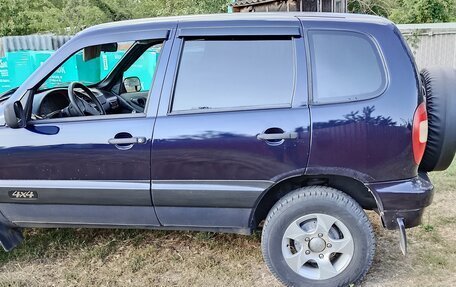 Chevrolet Niva I рестайлинг, 2005 год, 600 000 рублей, 10 фотография