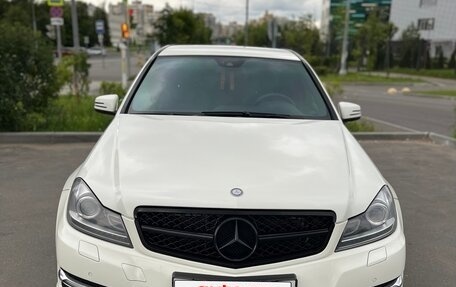 Mercedes-Benz C-Класс, 2011 год, 1 450 000 рублей, 1 фотография