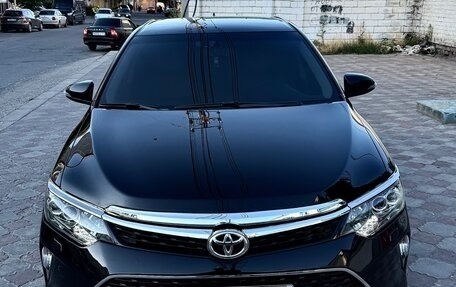 Toyota Camry, 2017 год, 2 100 000 рублей, 1 фотография