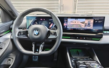 BMW 5 серия, 2024 год, 8 350 000 рублей, 13 фотография