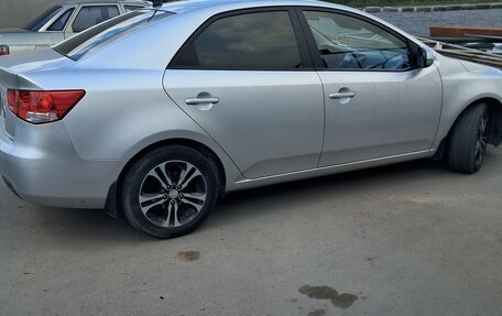 KIA Cerato III, 2010 год, 930 000 рублей, 2 фотография