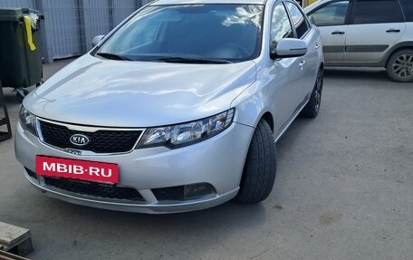 KIA Cerato III, 2010 год, 930 000 рублей, 4 фотография