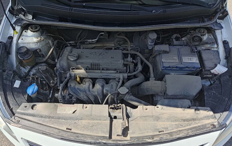 Hyundai Solaris II рестайлинг, 2014 год, 845 000 рублей, 15 фотография