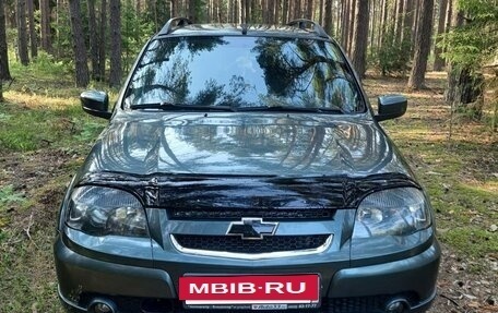 Chevrolet Niva I рестайлинг, 2019 год, 950 000 рублей, 6 фотография