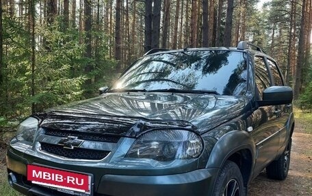 Chevrolet Niva I рестайлинг, 2019 год, 950 000 рублей, 10 фотография