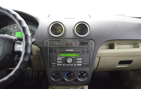 Ford Fusion I, 2006 год, 290 000 рублей, 15 фотография