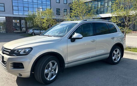 Volkswagen Touareg III, 2011 год, 2 400 000 рублей, 6 фотография