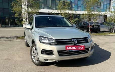 Volkswagen Touareg III, 2011 год, 2 400 000 рублей, 10 фотография