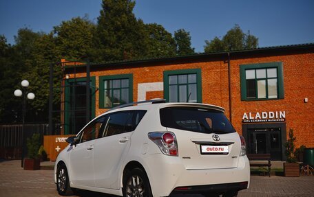 Toyota Verso I, 2013 год, 1 230 000 рублей, 8 фотография