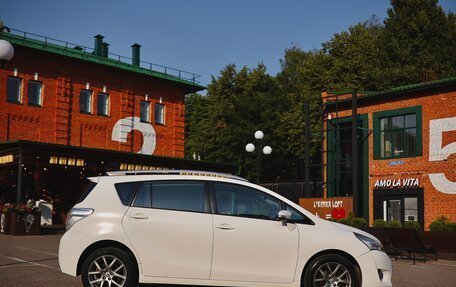 Toyota Verso I, 2013 год, 1 230 000 рублей, 5 фотография