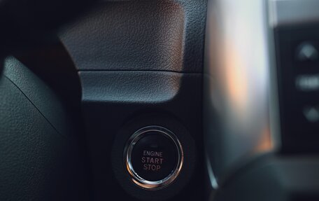 Toyota Verso I, 2013 год, 1 230 000 рублей, 15 фотография
