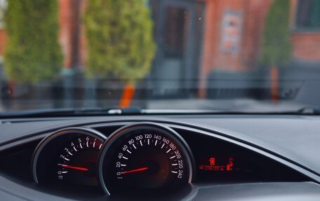 Toyota Verso I, 2013 год, 1 230 000 рублей, 16 фотография