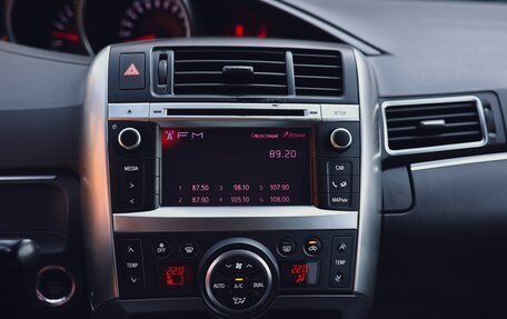 Toyota Verso I, 2013 год, 1 230 000 рублей, 14 фотография