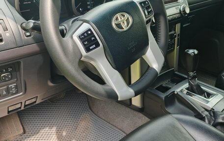 Toyota Land Cruiser Prado 150 рестайлинг 2, 2010 год, 2 200 000 рублей, 5 фотография