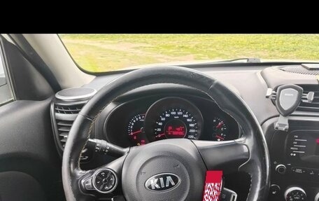 KIA Soul II рестайлинг, 2014 год, 1 000 000 рублей, 9 фотография