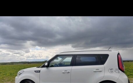 KIA Soul II рестайлинг, 2014 год, 1 000 000 рублей, 14 фотография