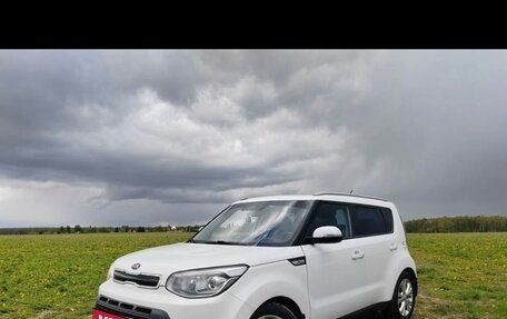 KIA Soul II рестайлинг, 2014 год, 1 000 000 рублей, 15 фотография