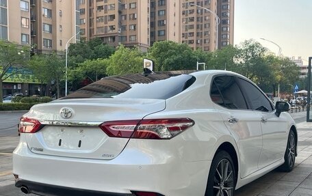 Toyota Camry, 2022 год, 2 550 000 рублей, 3 фотография