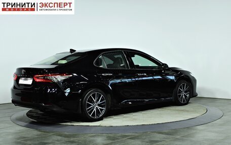 Toyota Camry, 2021 год, 3 790 000 рублей, 5 фотография