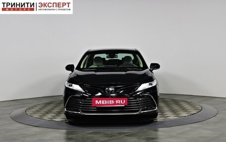 Toyota Camry, 2021 год, 3 790 000 рублей, 2 фотография