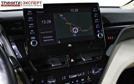 Toyota Camry, 2021 год, 3 790 000 рублей, 14 фотография