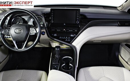 Toyota Camry, 2021 год, 3 790 000 рублей, 22 фотография