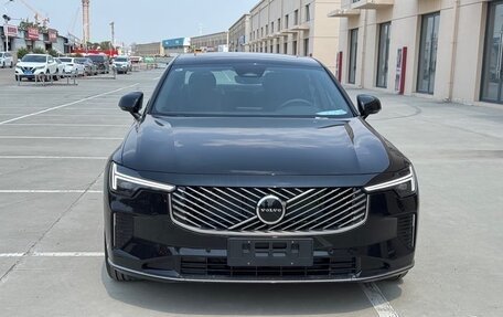 Volvo S90 II рестайлинг, 2025 год, 5 300 000 рублей, 2 фотография