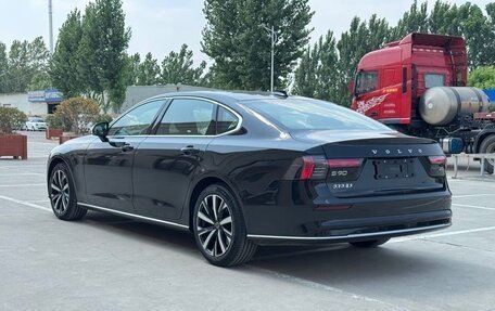 Volvo S90 II рестайлинг, 2025 год, 5 300 000 рублей, 6 фотография