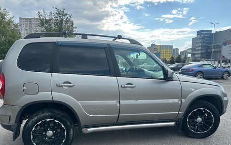 Chevrolet Niva I рестайлинг, 2012 год, 450 000 рублей, 8 фотография