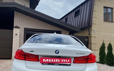 BMW 5 серия, 2019 год, 3 750 000 рублей, 3 фотография