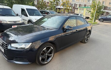 Audi A4, 2017 год, 2 350 000 рублей, 2 фотография