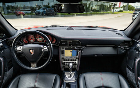 Porsche 911, 2007 год, 5 000 000 рублей, 27 фотография