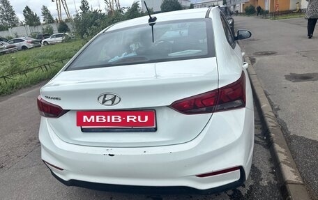 Hyundai Solaris II рестайлинг, 2017 год, 750 000 рублей, 2 фотография