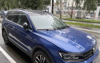 Volkswagen Tiguan II, 2018 год, 2 350 000 рублей, 1 фотография