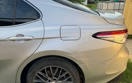 Toyota Camry, 2018 год, 2 400 000 рублей, 1 фотография