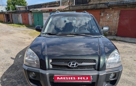 Hyundai Tucson III, 2008 год, 950 000 рублей, 1 фотография