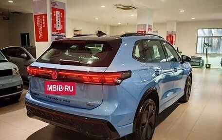 Volkswagen Tiguan, 2025 год, 3 889 000 рублей, 2 фотография